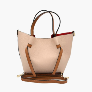 Модел Famosa &ndash; Пудра